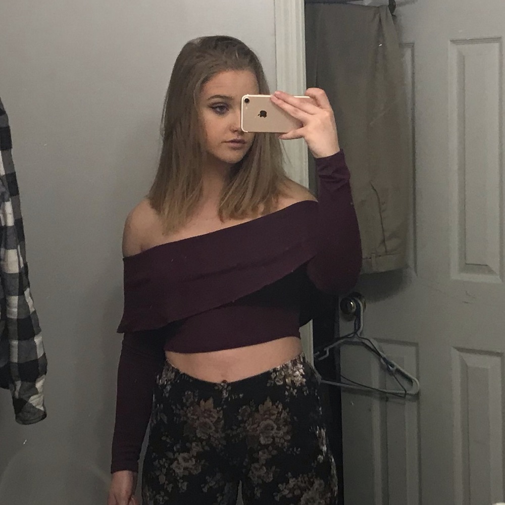 Cropped off the shoulder shirt